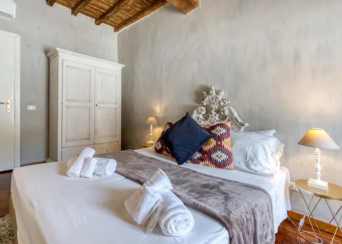 דירה Campo De Fiori Private Palazzo 3Br Irex Apartment רומא