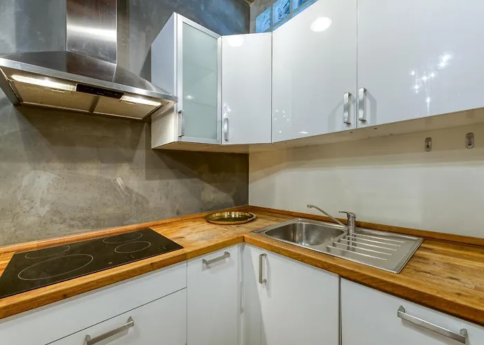 דירה Campo De Fiori Private Palazzo 3Br Irex Apartment רומא